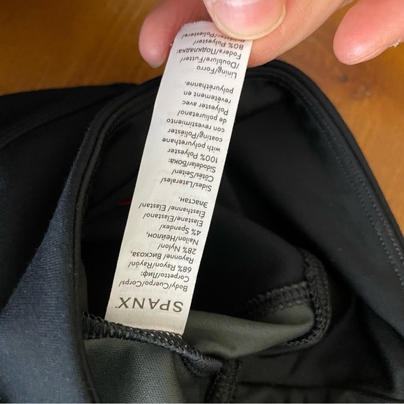 Spanx Faux Leather Panel Ponte Leggings Womens XS NWT - Picture 10 of 10